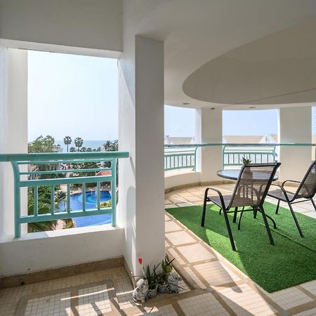 Jomtien Beachfront Stylish Studio , Stunning Seaview , Big Pool Dış mekan fotoğraf