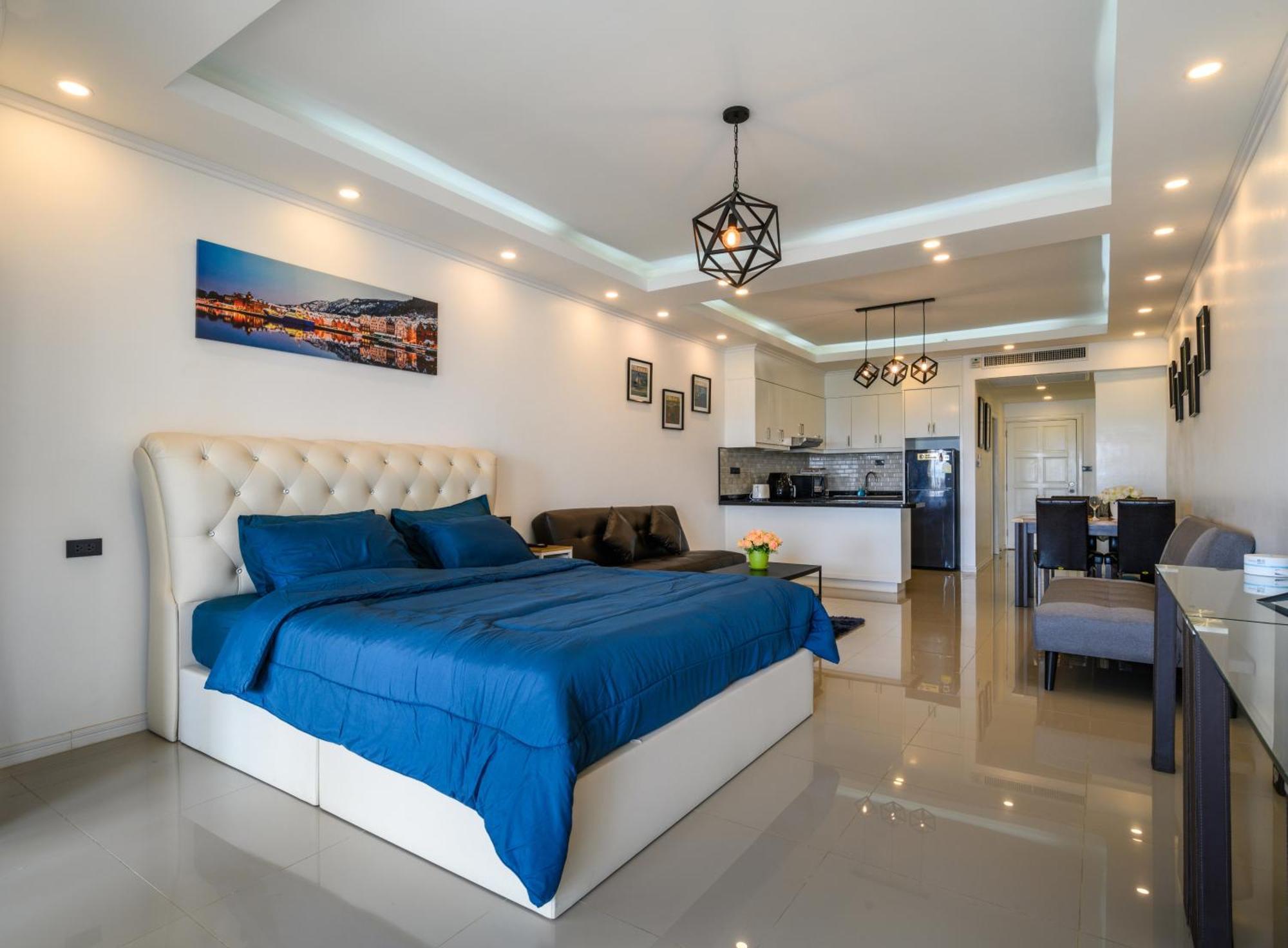 Jomtien Beachfront Stylish Studio , Stunning Seaview , Big Pool Dış mekan fotoğraf