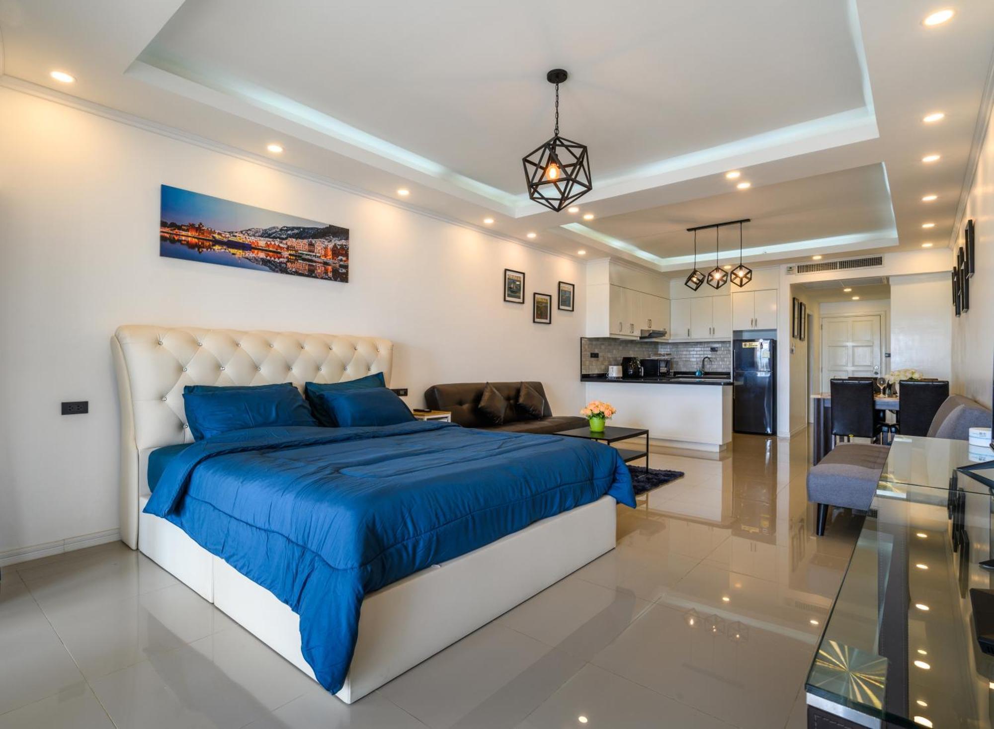 Jomtien Beachfront Stylish Studio , Stunning Seaview , Big Pool Dış mekan fotoğraf